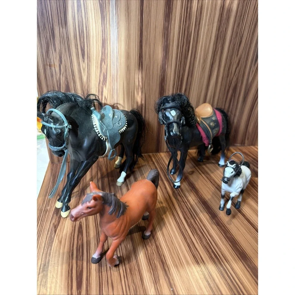 Vintage Model Horse Lot Breyer Kid Kore Marchon Horses Ponies & Tack 6 Pc‎